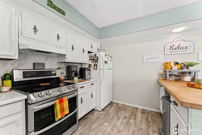 16 Harrison Street, South Bend, WA 98586 - Photo 11