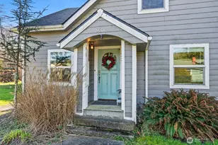 933 Crescent St, Raymond, WA 98577 - Photo 3