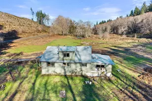 138 Ward Creek Rd, Raymond, WA 98577 - Photo 3