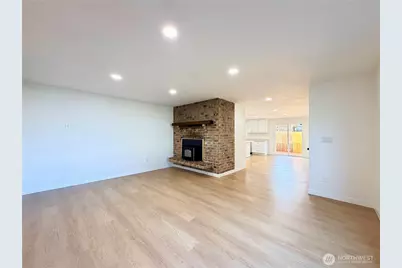 832 S 74th Street, Tacoma, WA 98408 - Photo 7