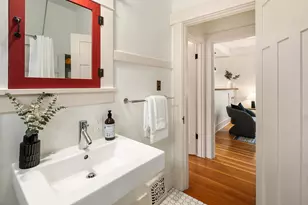 2572 3rd Ave W, Seattle, WA 98119 - Photo 17