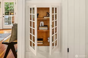 2572 3rd Ave W, Seattle, WA 98119 - Photo 19