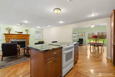 1105 Irving Street SW, Tumwater, WA 98512 - Photo 11