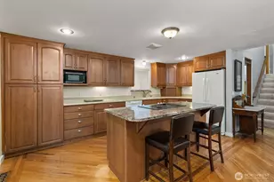 1105 Irving St SW, Tumwater, WA 98512 - Photo 9