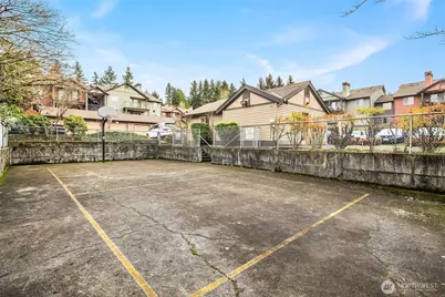 13209 Newcastle Way #B201, Newcastle, WA 98059 - Photo 25