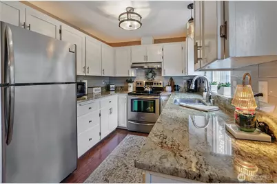 11804 112th Avenue Ct E, Puyallup, WA 98374 - Photo 9