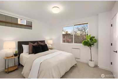 914 A 15th Avenue, Seattle, WA 98122 - Photo 9