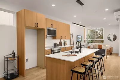 914 A 15th Avenue, Seattle, WA 98122 - Photo 3