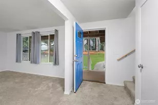 22518 Bluewater Dr SE, Yelm, WA 98597 - Photo 5