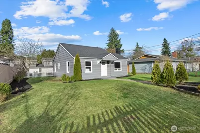 645 Roberts Street, Monroe, WA 98272 - Photo 3