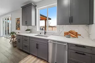 123 S McNeely St, Buckley, WA 98321 - Photo 11