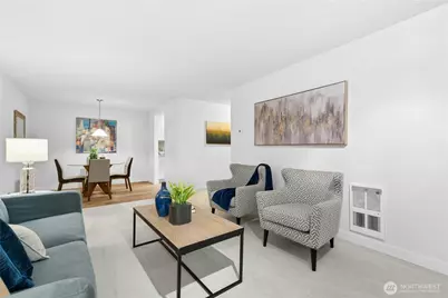 13717 Linden Avenue N #313, Seattle, WA 98133 - Photo 9