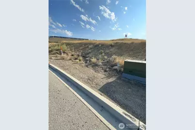 501 Urban Industrial Way, East Wenatchee, WA 98802 - Photo 17