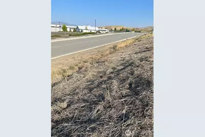 501 Urban Industrial Way, East Wenatchee, WA 98802 - Photo 9