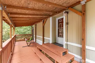 369 W Tahuyeh Dr, Bremerton, WA 98312 - Photo 3