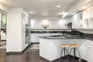 4617 103rd Ln NE, Kirkland, WA 98033 - Photo 11