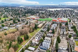 9523 Ashworth Ave N, Seattle, WA 98103 - Photo 27