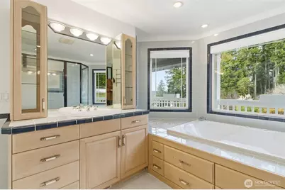 457 E Victor Road, Belfair, WA 98528 - Photo 17