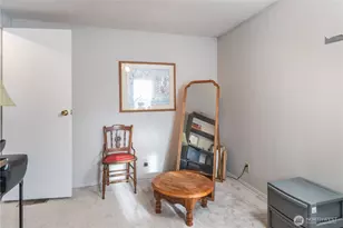 517 NW Silver Meadow Ln, Bremerton, WA 98311 - Photo 17