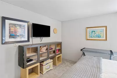 517 NW Silver Meadow Lane, Bremerton, WA 98311 - Photo 13