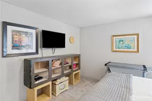 517 NW Silver Meadow Ln, Bremerton, WA 98311 - Photo 13