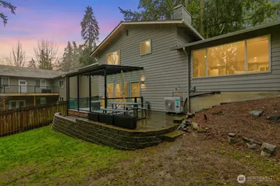 16130 SE Newport Way, Bellevue, WA 98006 - Photo 33