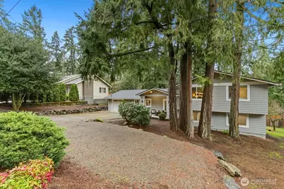 16130 SE Newport Way, Bellevue, WA 98006 - Photo 3