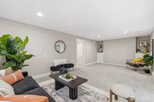 16130 SE Newport Way, Bellevue, WA 98006 - Photo 25