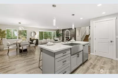 16130 SE Newport Way, Bellevue, WA 98006 - Photo 11