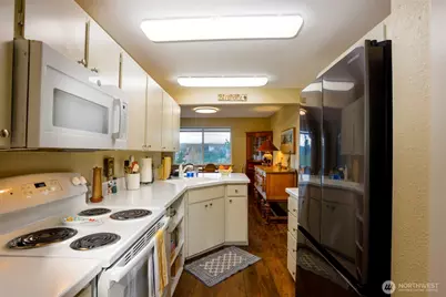 20161 Viking Crest Loop NE #5-301, Poulsbo, WA 98370 - Photo 3