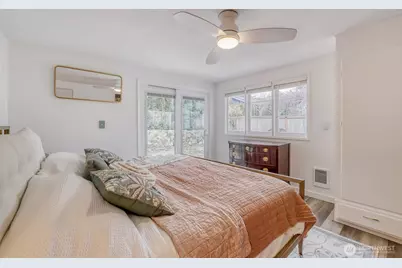 4034 NE 109th Street, Seattle, WA 98125 - Photo 21
