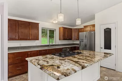 126 Burchett Road, Onalaska, WA 98570 - Photo 9