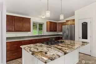 126 Burchett Rd, Onalaska, WA 98570 - Photo 9