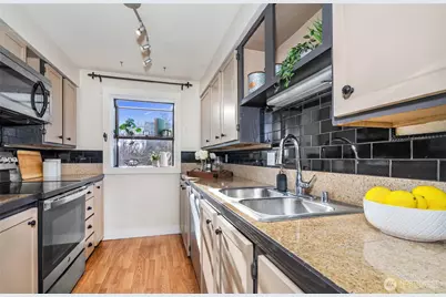 1400 NW 60th Street #202, Seattle, WA 98107 - Photo 13