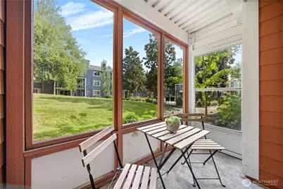 12601 SE 41st Place #C102, Bellevue, WA 98006 - Photo 19