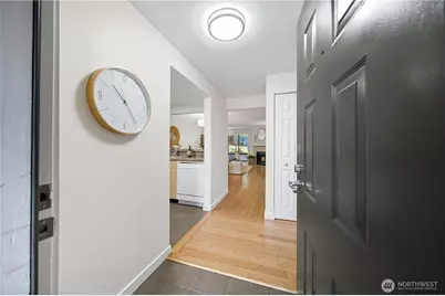 12601 SE 41st Place #C102, Bellevue, WA 98006 - Photo 3