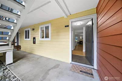 12601 SE 41st Place #C102, Bellevue, WA 98006 - Photo 25