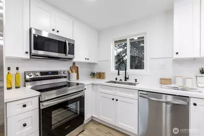 1101 Vashon Court NE, Renton, WA 98059 - Photo 7