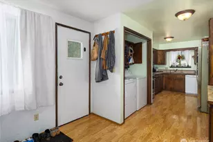 1034 W Spruce St, Port Angeles, WA 98363 - Photo 9