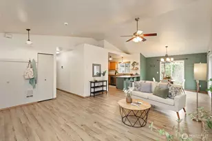 421 NE Cutlass Way, Belfair, WA 98528 - Photo 9