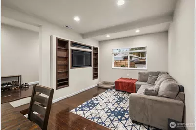 4706 Picnic Point Road, Edmonds, WA 98026 - Photo 7