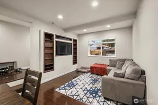 4706 Picnic Point Rd, Edmonds, WA 98026 - Photo 7