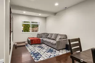 4706 Picnic Point Rd, Edmonds, WA 98026 - Photo 9