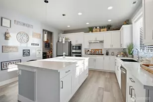 1189 Seawall Ln, Oak Harbor, WA 98277 - Photo 5