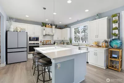 1189 Seawall Lane, Oak Harbor, WA 98277 - Photo 9