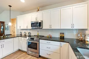 71 E Hemlock Ct, Union, WA 98592 - Photo 9