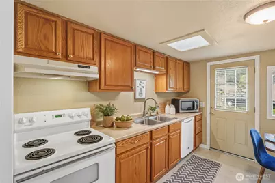 613 Hancock Street, Port Townsend, WA 98368 - Photo 7