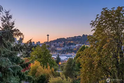 3625 Wallingford Avenue N #B, Seattle, WA 98103 - Photo 9