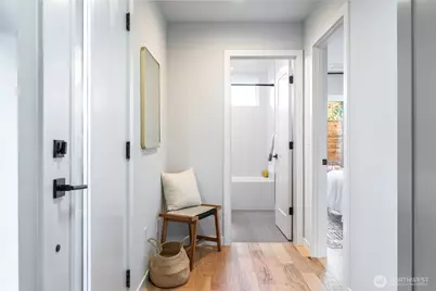 3625 Wallingford Avenue N #B, Seattle, WA 98103 - Photo 25