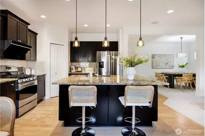 7648 NE 195th Street, Kenmore, WA 98028 - Photo 9